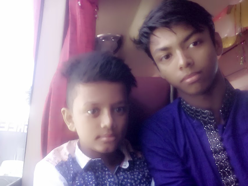 socialsaiful's tweet photo. #brother #and #father #in #bus https://t.co/gJ885D1jIS