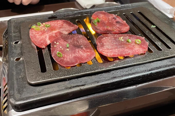 にくのひ 