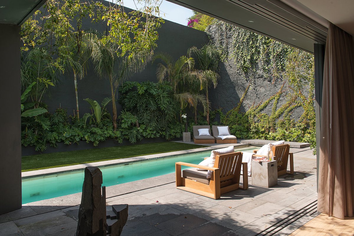 archidiamonds's tweet photo. Barrancas #House in #Mexico City by Ezequiel Farca Studio: https://t.co/lMxAQ0L4Y6 https://t.co/SAyh7MMs9z