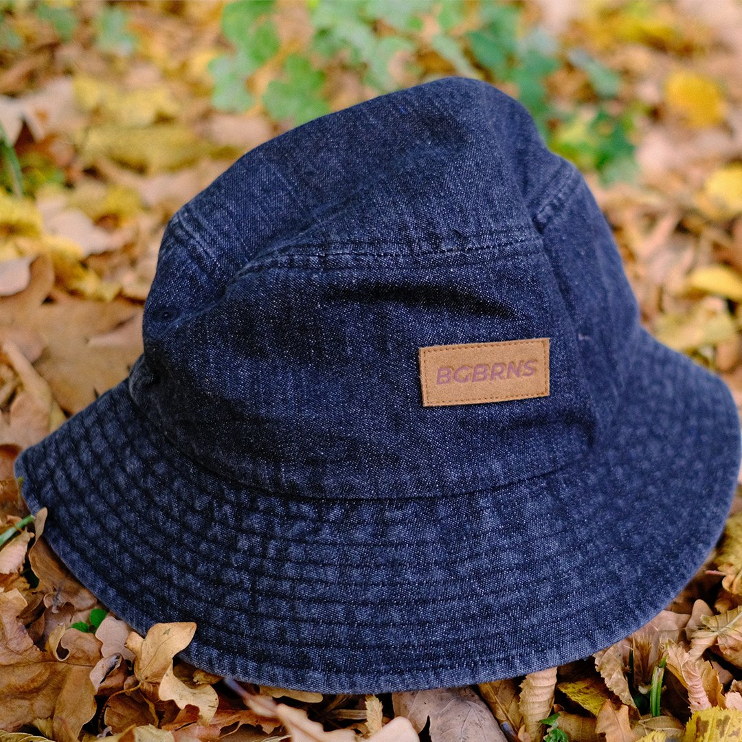 bigbrainsco's tweet photo. Wusstest du, dass "Bucket Hut" im Jahr 2022 der meistgesuchte Suchbegriff in unserem Onlineshop war?
Mit unserem Washed Denim Bucket Hat hat dein Suchen ein Ende. 🙌

#bigbrains #hats #buckethat #fashion #mensfashion https://t.co/UPwjkmQVOf