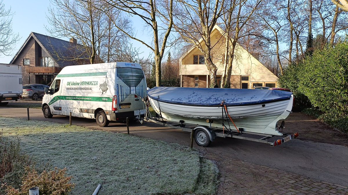 Deze week hebben wij De kleine Verhuizer weer een bijzondere verhuizing mogen verzorgen.
Heeft u ook een bijzonder item wat met zorg verhuisd mag worden? Neem dan gerust contact met ons op. kleineverhuizer.nl #dekleineverhuizer #bijzondereverhuizing