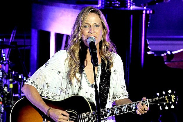 TheDuckLR's tweet photo. "All I wanna do is have some fun"
Happy 61st Birthday to the musician and singer-songwriter #SherylCrow 🎉 https://t.co/O81TKfd9iR