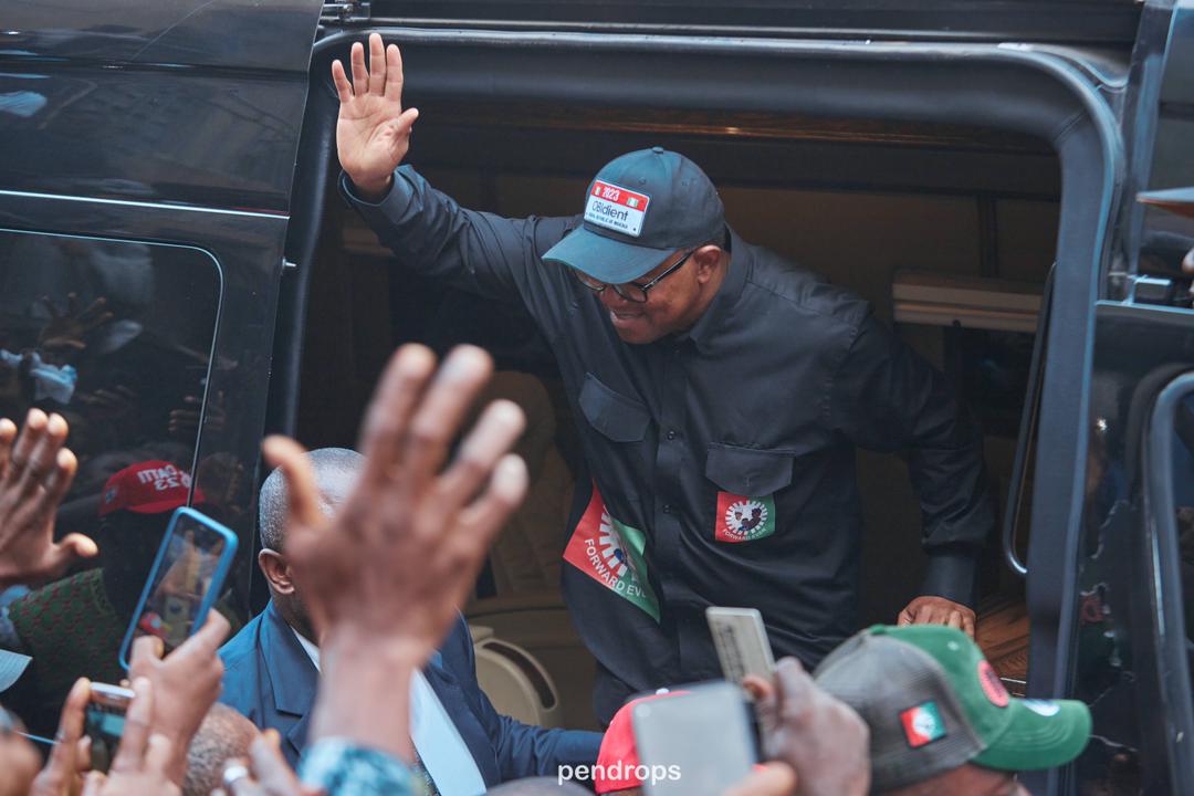 PeterObi's tweet photo. My team and I are in Ojo area of Lagos on a market storm ahead of the Lagos Rally. Thank you Lagos. Eko oni baje! -PO https://t.co/prDfowF8nD