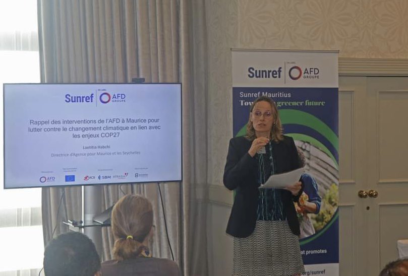 LaetitiaHabchi's tweet photo. 🇫🇷🇲🇺🤝 Renc. K.Ramkaloan CEO #BusinessMauritius pour un tour d’horizon 10 ans de partenariat @AFD_France pour le dév durable avec sect. privé.👉🏼Accomp. lignes de crédit #Sunref 👉🏼Echo Dialogue de Politiques Publiques sur la biodiversité 👉🏼Fonds d’amor. Genre @PoursatC https://t.co/MWeKYgqLGK