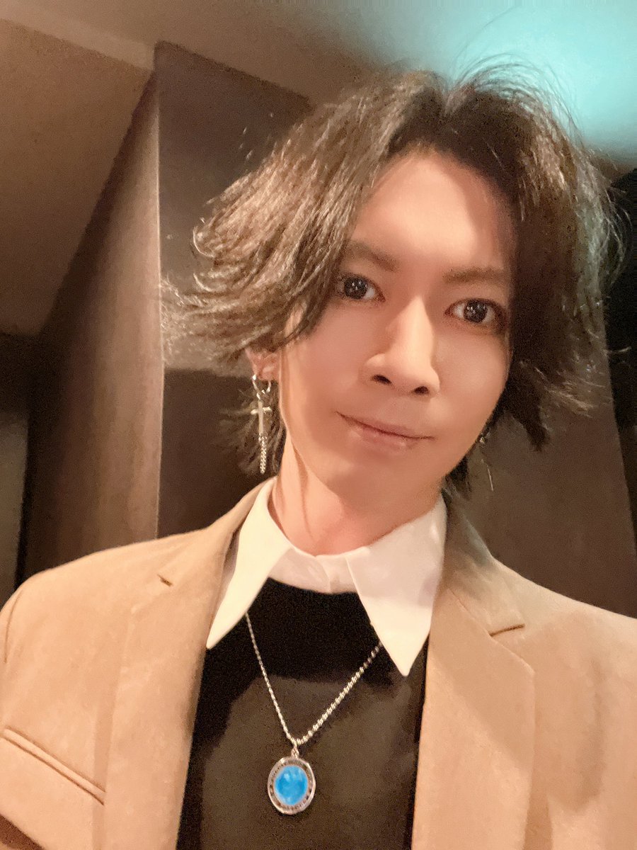 drmkou0206's tweet photo. ✨clubegg✨

本日も営業開始です🙇‍♂️
ご来店心よりお待ちしております😊

 #CRAZYGROUP #clubegg #新宿歌舞伎町 #ホスト #自撮り #いいね返し  #雰囲気嫌いじゃない人いいね  #フォロバ100 https://t.co/BsvQBStUDh