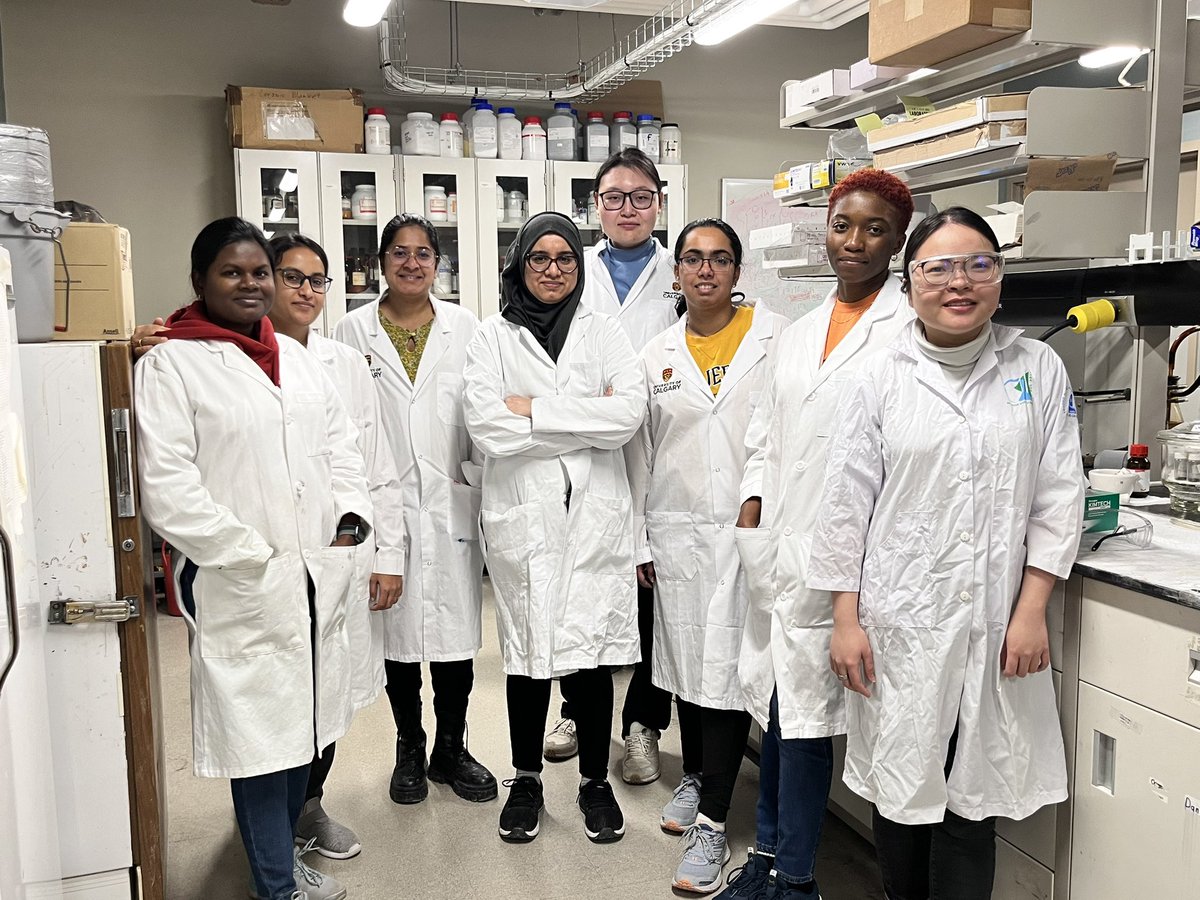 Today we’re celebrating the International Day of Women and Girls in Science and we'd like to take a moment to celebrate all of our amazing #WomenInScience <a href="/AISEL_UofC/">Thangadurai Research Group</a> #WomenInScience <a href="/UC_Chem/">Dept. of Chemistry</a>