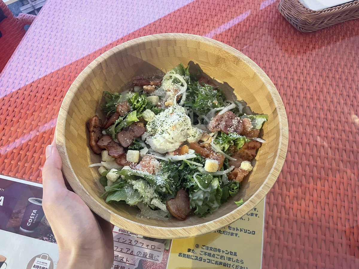 ABPF_JP025's tweet photo. 2/11 淡路島の旅

飯！
飯！
テーマパーク！
酒！
酒！
飯！

以上です https://t.co/vcdlo8ykiV