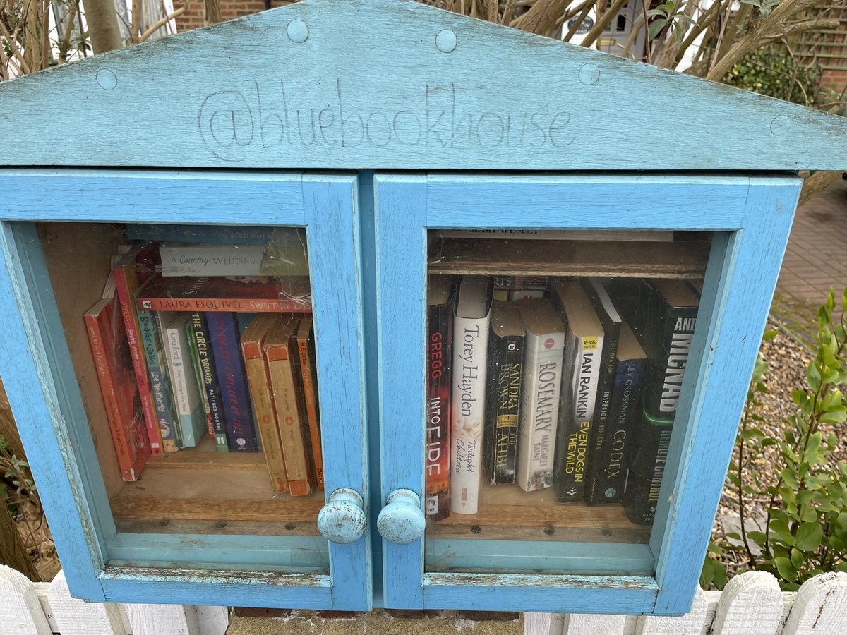 In the <a href="/bluebookhouse/">Blue Book House</a> in <a href="/StGilesVillage/">Chalfont St Giles</a> today, #books by <a href="/RavenaGuron/">Ravena Guron</a> <a href="/GreggHurwitz/">Gregg Hurwitz</a> <a href="/Beathhigh/">Ian Rankin</a> <a href="/PatienceAgbabi/">Patience Agbabi</a> <a href="/MsCarter_13/">Natalie A Carter</a> @LA_Weatherly #DHLawrence #HEBates <a href="/leverus/">Lev Grossman</a> - chose a free book, read it, keep it forever or pass it on.