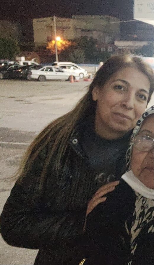 muArat's tweet photo. ARANIYOR 

Teyzem Nimet Fidan enkaz altında bulunamıyor. 

Lütfen paylaşırmısınız.

@haluklevent @ahbap @BabalaTv @AFADBaskanlik @AKUT_Dernegi @HatayBSB @DepremDairesi https://t.co/QbZFOPyAsR