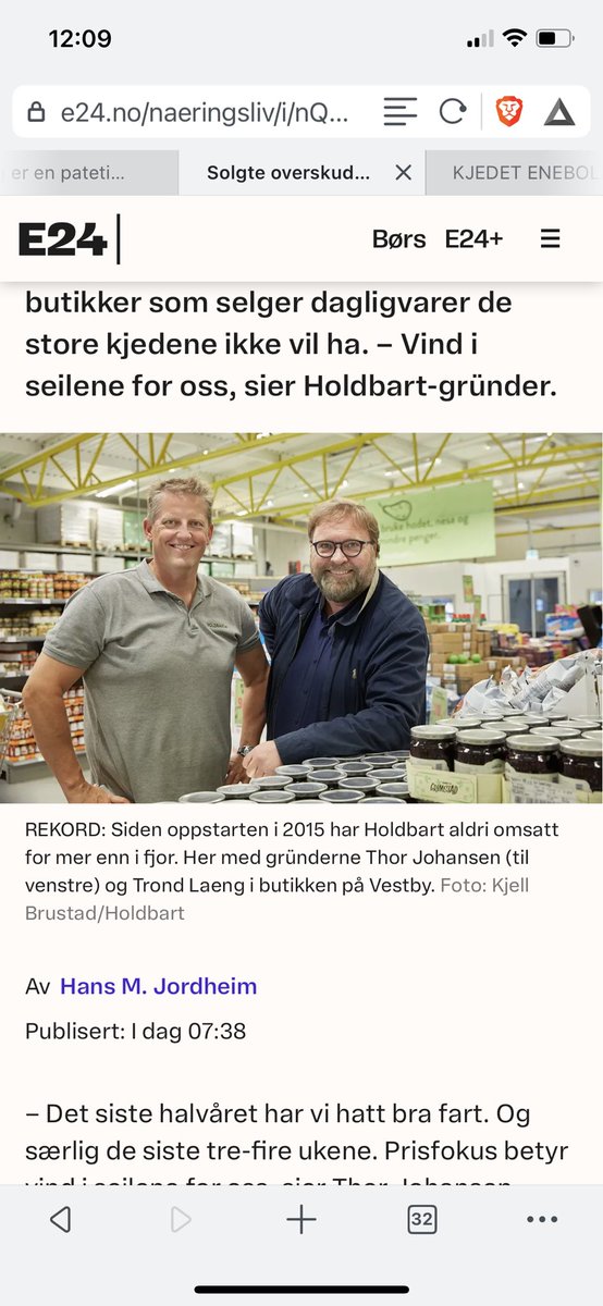 slu_offisiell's tweet photo. "Sliten, nå, Klopp" - random norsk humorkonto
#klopp #ynwa #holdbart #gründernorge @IreneMariaStra1 https://t.co/SAsXeDPQGr