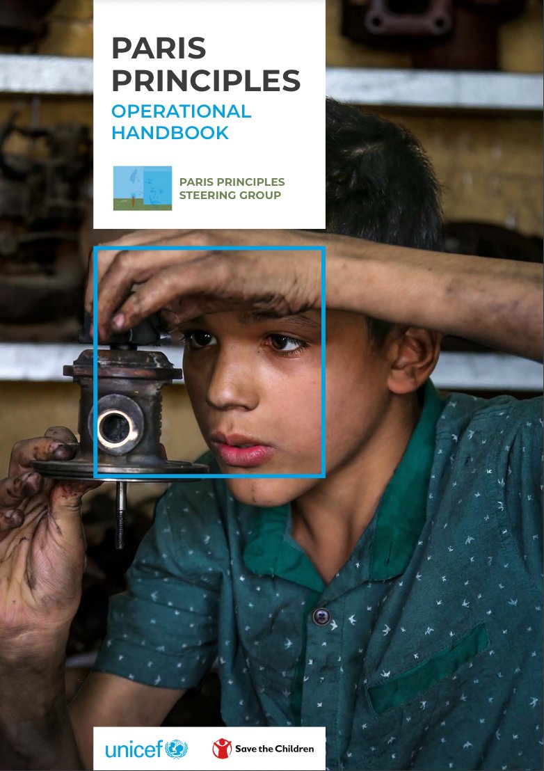 The new Paris Principles Operational Handbook is now available! It provides guidance & best practices for all actors working in prevention, release & reintegration of Children Associated with Armed Forces & Armed Groups ➡️ unicef.org/documents/pari… 
#CAAFAG  #ParisPrinciples