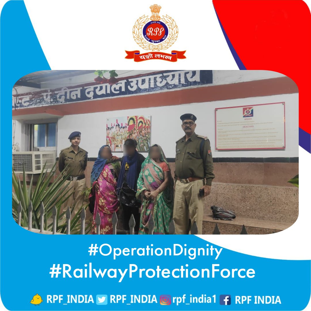 RPF_INDIA's tweet photo. #RPF team of Pt. DDU station demonstrated great professionalism in handling a potential suicide attempt, counselled the lady and reunited her with the family.
#OperationDignity #WeServeAndProtect @rpfecr https://t.co/3h8oyt1TgC