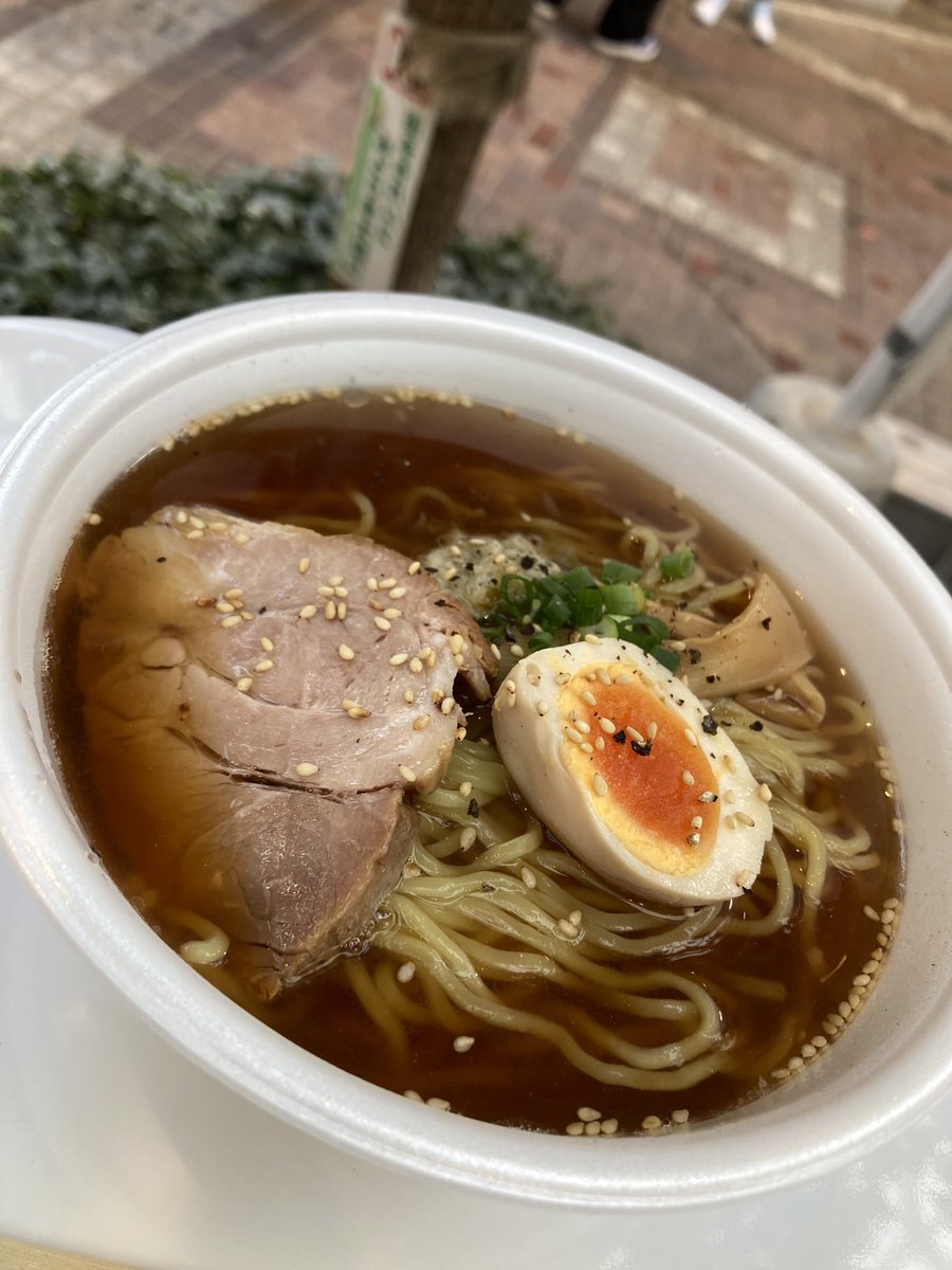 M0923Tomo's tweet photo. 久しぶりの食の陣

県外からも出店が多くてレベル高い😙 https://t.co/rQKAWRYwcu