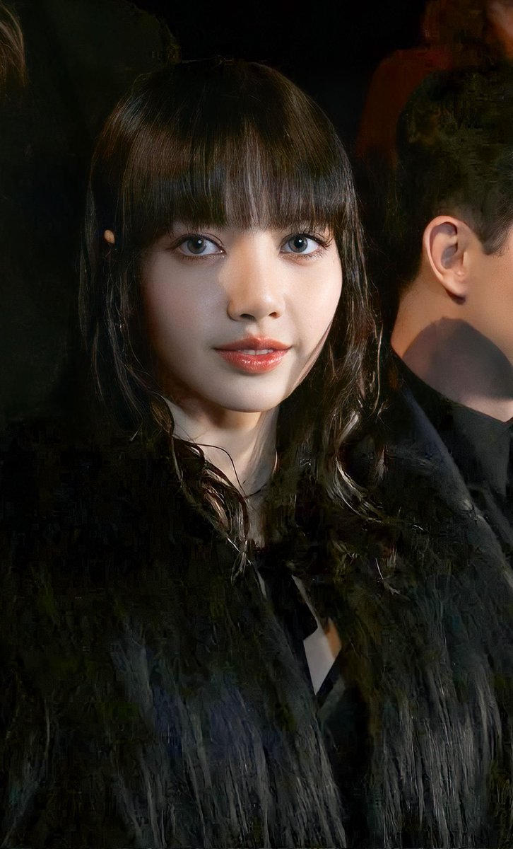 JAYB_0106's tweet photo. @JL_Crazy_B @Sayme0ww ตะลิชสวยมากนะ 

LALISA AT CELINE LEPALACE 
#LISAxCelineWinter23  
#LISAXCELINE https://t.co/dNUGc6zzus