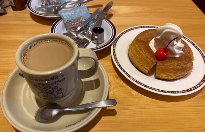 5周年広告を見てシロノワールを食べに行ってました 