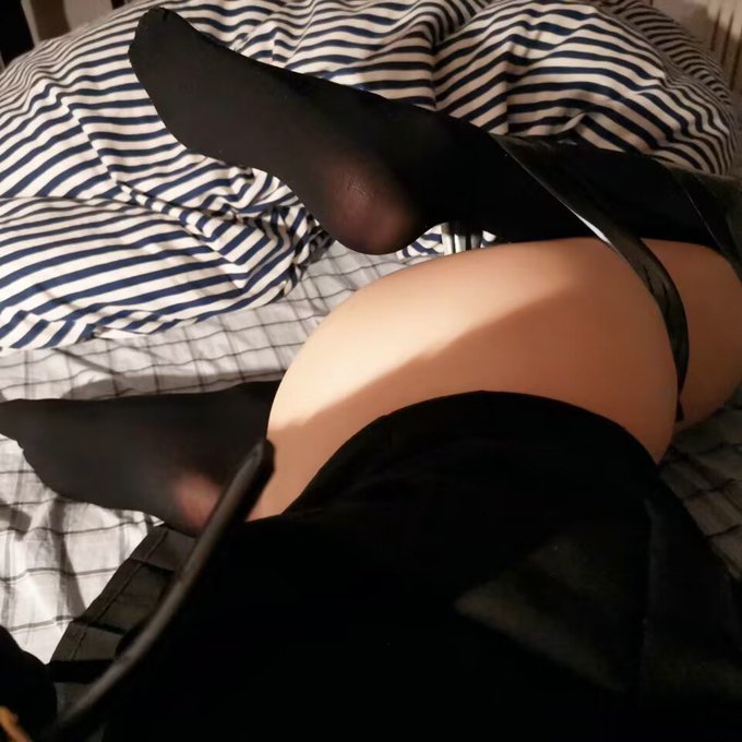 来看看黑丝jiojjo和屁股~ https://t.co/lC6BjcPL5R<a href="/tag/femboy"class="tags"><span>#femboy</span></a><a href="/tag/%E7%94%B7%E3%81%AE%E5%A8%98"class="tags"><span>#男の娘</span></a><a href="/tag/%E9%9C%B2%E5%87%BA"class="tags"><span>#露出</span></a><a href="/tag/%E4%BC%AA%E5%A8%98"class="tags"><span>#伪娘</span></a><a href="/tag/%E7%99%BD%E4%B8%9D"class="tags"><span>#白丝</span></a><a href="/tag/%E7%94%B7%E5%A8%98"class="tags"><span>#男娘</span></a>