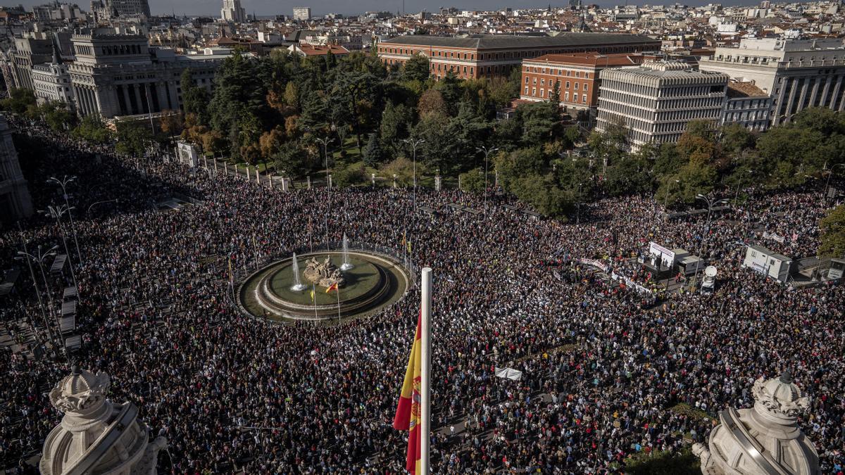 MartaMHigueras's tweet photo. Buenos días, esta misma mañana he presentado en el juzgado una solicitud de medidas cautelares urgentes contra el Ayuntamiento de Madrid por impedir arbitrariamente la libre información y ejercicio del derecho de manifestación en defensa de la sanidad mañana en Cibeles. https://t.co/thJ2iotq6V