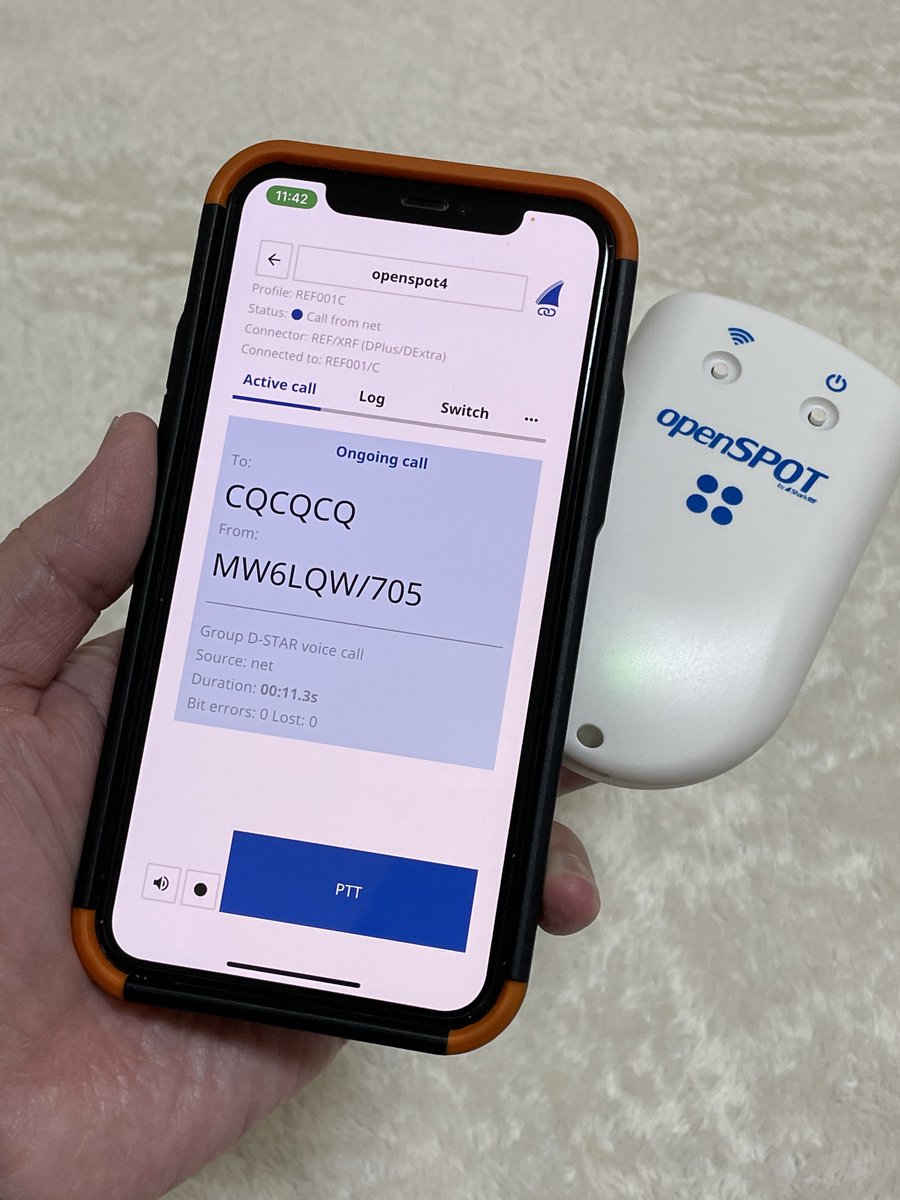 jm3lgf's tweet photo. 無線機を持ち歩かなくても、この組み合わせだけで、どこからでもリフレクター接続・交信できるので快適😁
openSPOT4 Proはおすすめです。

#SharkRF #openSPOT4 #DSTAR #DMR #NXDN #C4FM https://t.co/zNABqPIHU9