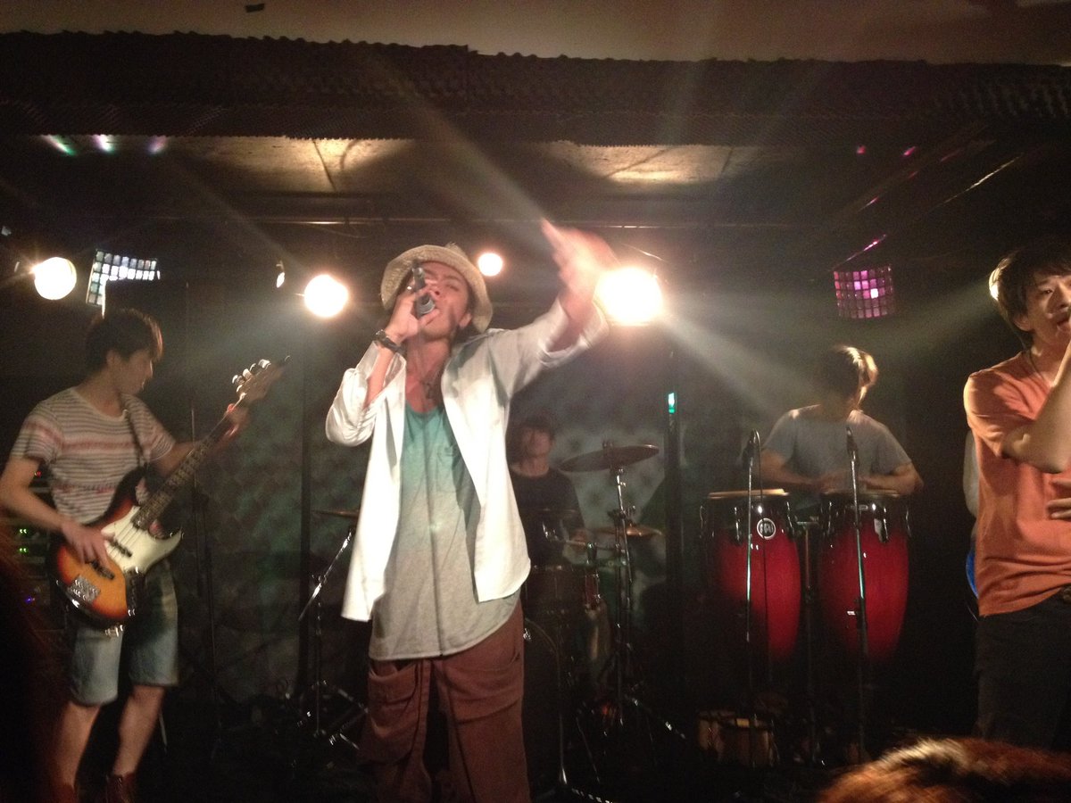 Hi39773's tweet photo. @theAttractionz0 結成はいつなんだろね🥹🥹
2014年8月にはしっかりthe Attractionzとして活動していたことは確か！！CDだしてる！🤩
みんな若いね🤤❤️‍🔥 https://t.co/aChZamvmdf