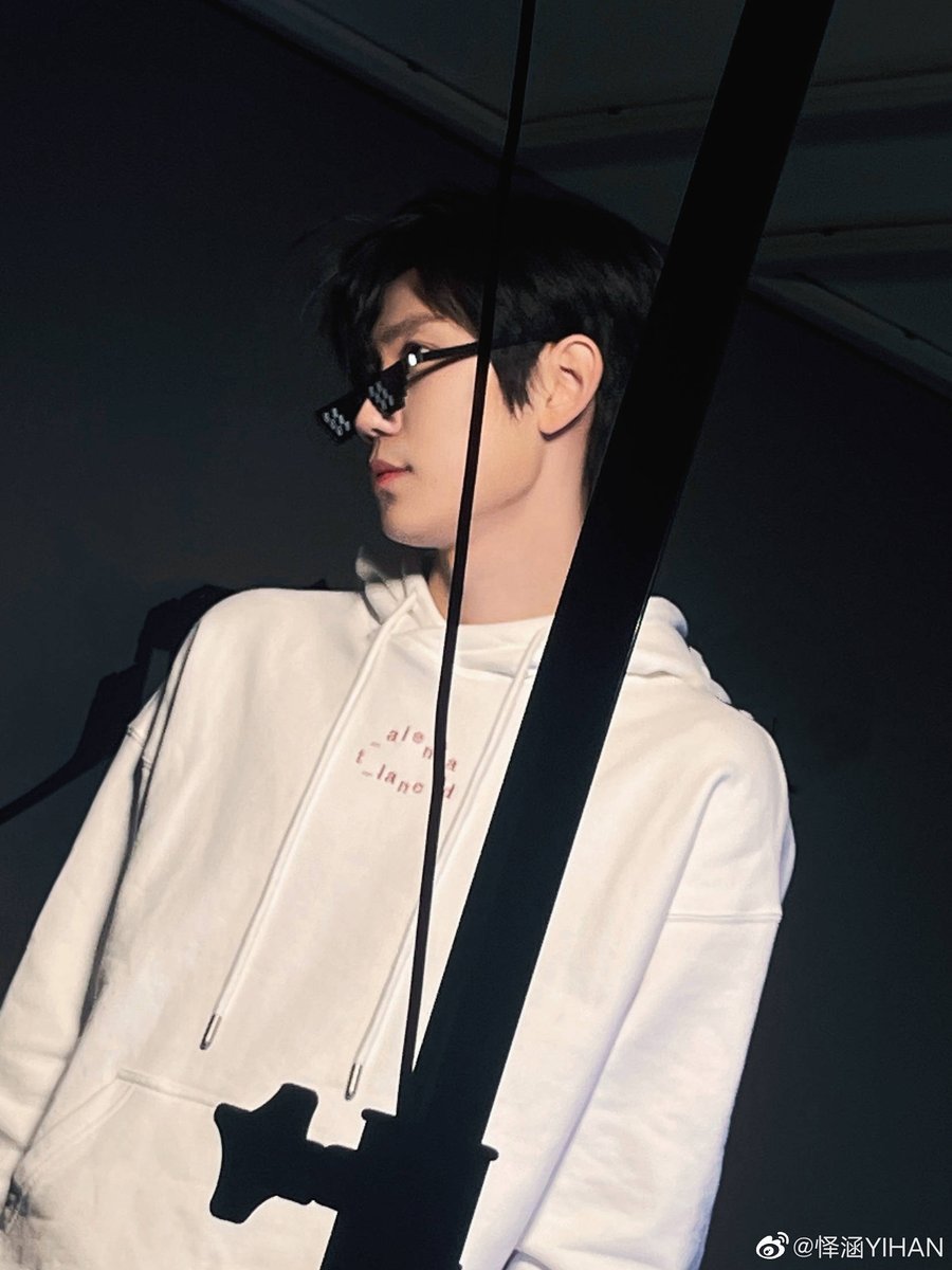 foryihan's tweet photo. ✧ 230211
✎ Yihan weibo update

#怿涵 #Yihan #易安中学 #YianMiddleSchool https://t.co/dHuPqCNu5K