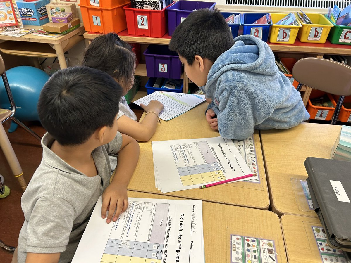 PS 280Q 1st grade tweet media