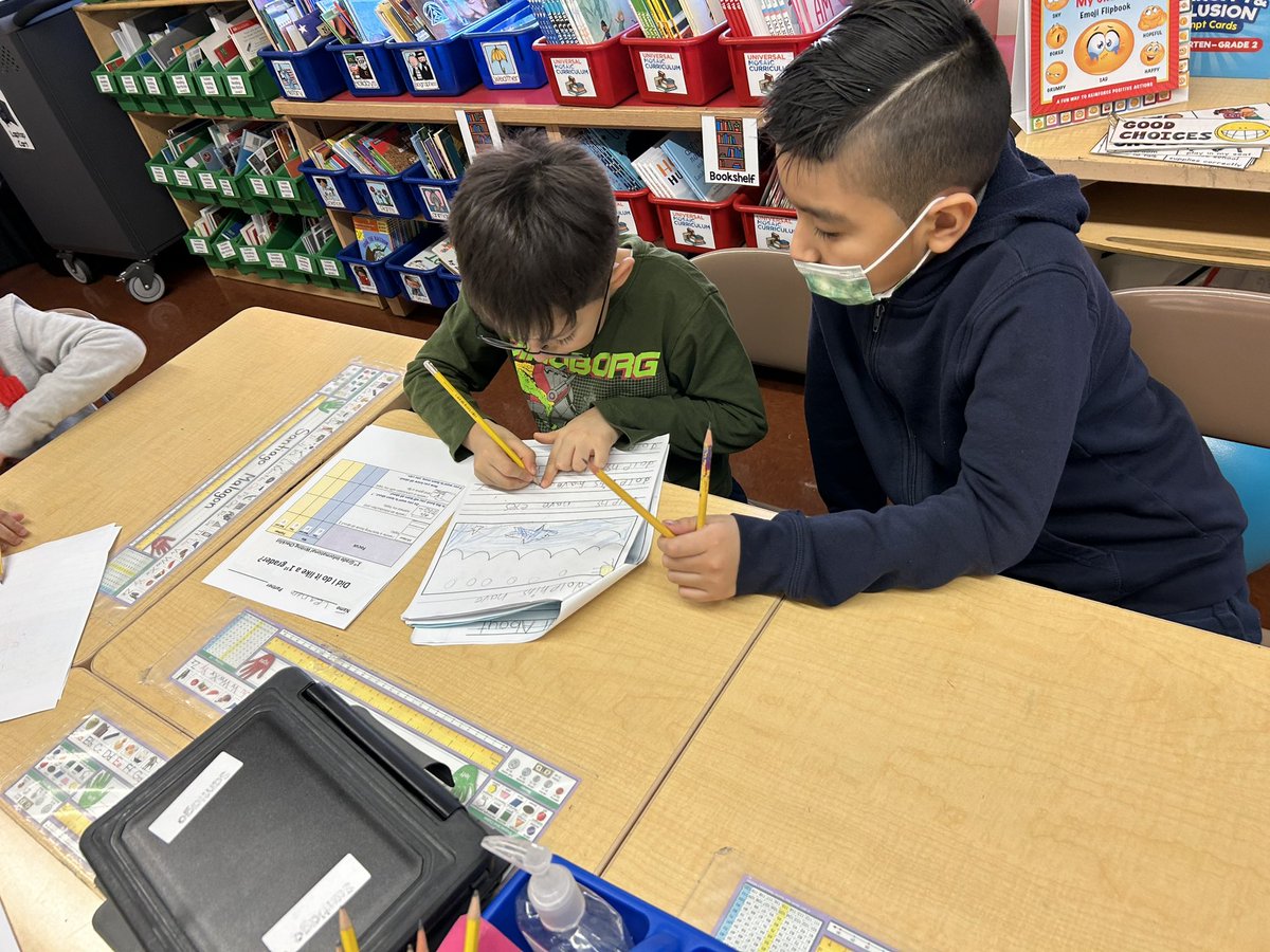 PS 280Q 1st grade tweet media