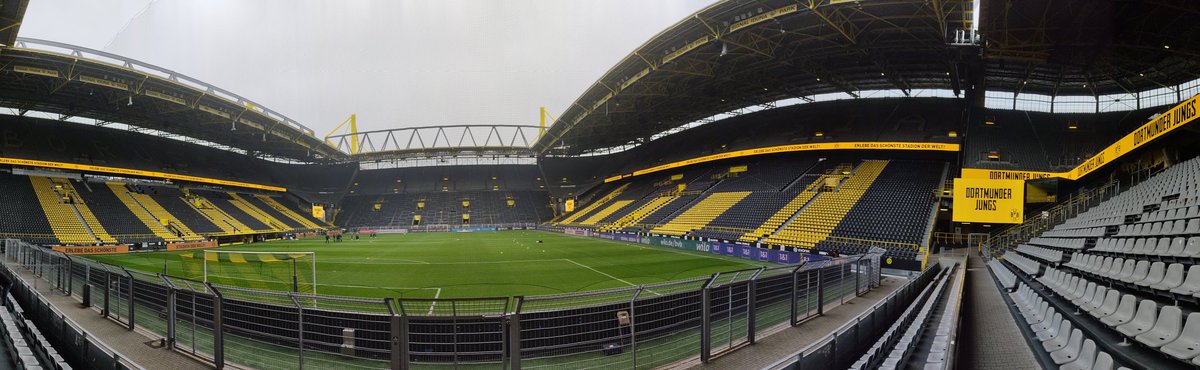lifter1903's tweet photo. Im #Westfalenstadion angekommen
#Bvbfcs https://t.co/fAhlQcuSsd