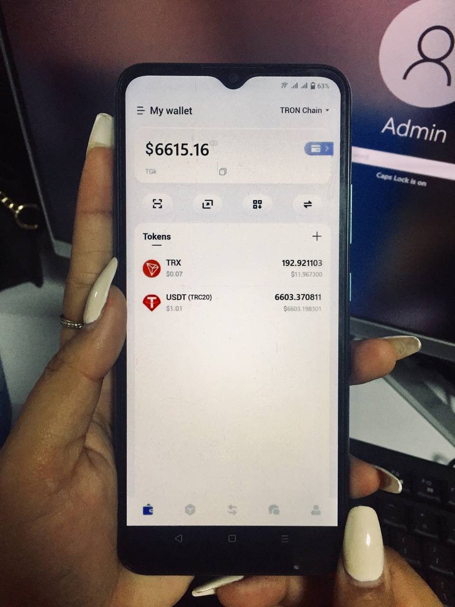 CroxxLaura's tweet photo. @TrustWallet 
Im very happy right now! I just want to share my wallet and I really like it because I earn from this application. Thank you guys for helping me to earn! https://t.co/XO3DpnJ9wJ