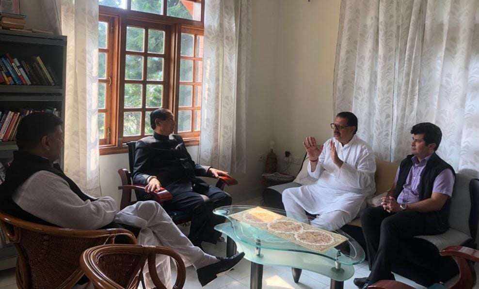 SanjaySDutt's tweet photo. Called on Veteran #Congress Leader Mr #SCJamir, Ex CM of #Nagaland & Ex Governor, with @RanajitSpeaks & @SethiNagaland, in #Dimapur today.
Interacted with him on several perspectives pertaining to development of Nagaland & welfare of its people, which is our key poll commitment. https://t.co/6urFCamAxV