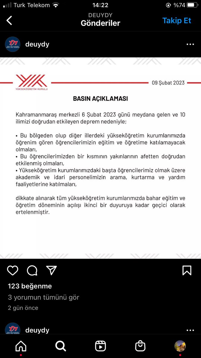 fathkls's tweet photo. Dokuz eylül üniversitesi yabancı diller tarafından zor durumda bırakılıyoruz ,şuanda deprem bölgesindeyim , bir gün önce gidebilirsin dediler ve yökün kararıyla tatil edildiğini duyurdular , şimdi tatili iptal edip okula çağırıyorlar @YuksekogretimK @tccbiko @erolozvar #deprem https://t.co/1NlRx6Wut8