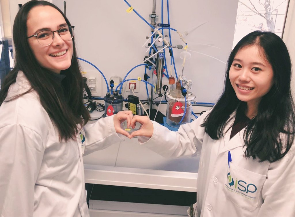 SCantera1's tweet photo. Today I want to thank my amazing women mentors @SousaDZ @r_lebrero @SanchezAndreaI and my great women PhD @ElisaHL_99, Eva Marcos and @FrancescaDiB_ You help me everyday to become a better and more passionate scientist @UMyC_Ciencia  #YosoyCientificaInnovadora https://t.co/WWfxw4KNii