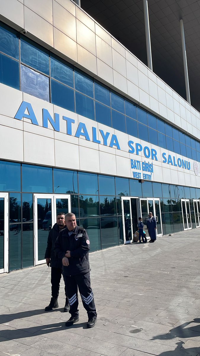 Arkadaşlar Antalya’da tahliye edilen depremzedelerin ilk geldiği nokta Antalya Spor Salonu. Bu bölgede şu anda çok fazla gönüllü çalışan var ancak ACİL İHTİYAÇLAR GÖTÜREBİLECEKLER İÇİN

0 İÇ ÇAMAŞIRLARI KADIN-ERKEK
HİJYEN ÜRÜNLERİ
PED
Çocuk bezi

Bu ürünler şu anda bitmiş ACİLL