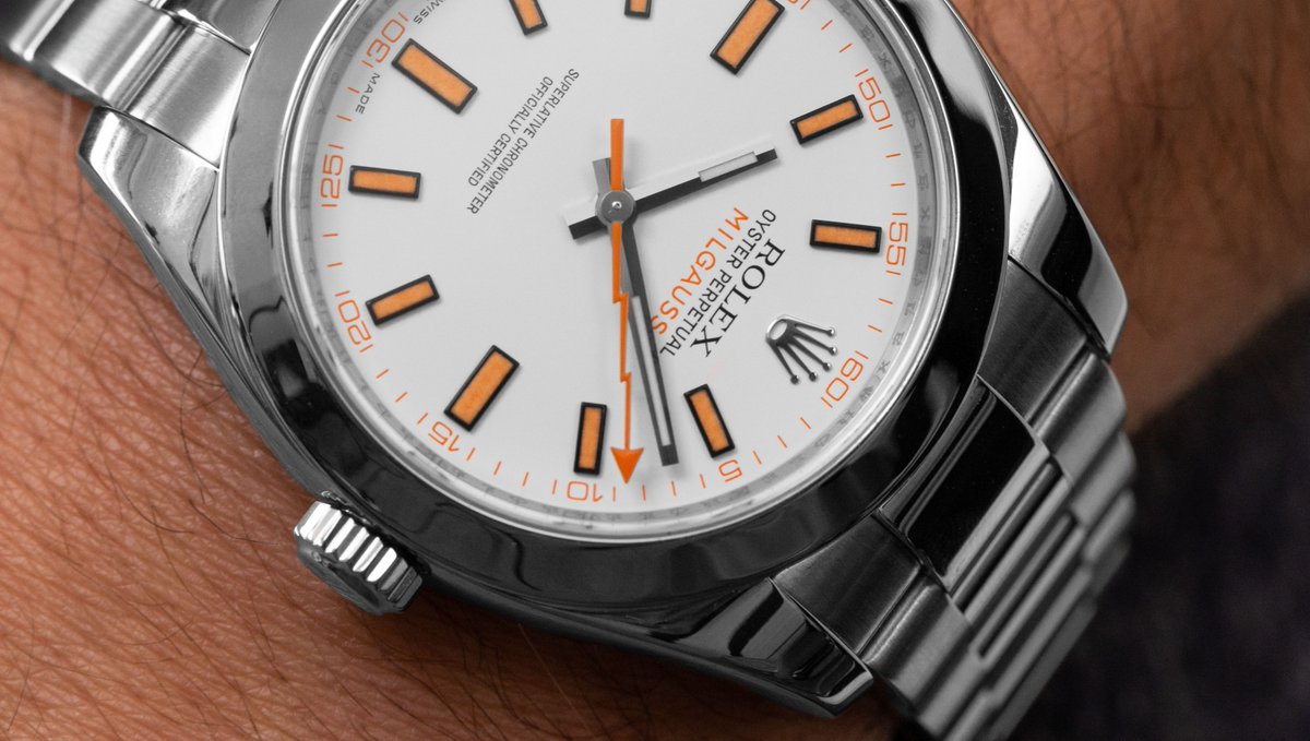 watchmaster's tweet photo. Did you know that #AshtonKutcher, the famous #american #actor, owns exactly the same #Rolex #Milgauss ref. 116400? 👀
💬Do you prefer the Milgauss version with the blue or black dial?

🛒 Check the link: https://t.co/7BRTaVM84A https://t.co/UgUNwJn61d