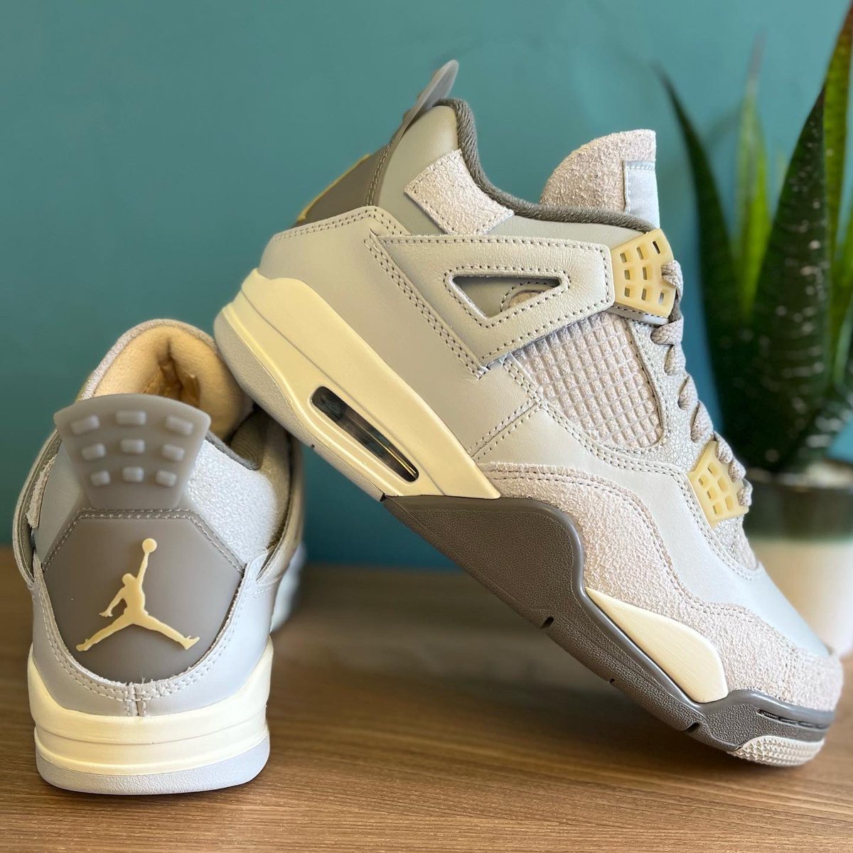 JS_1393's tweet image. Craft 4’s 🤌🔥 #snkrs #sns #sneakerheads #yoursneakersaredope #sneakerhead #jordan4 @Jumpman23 @Nike @sneakersnstuff @footlocker