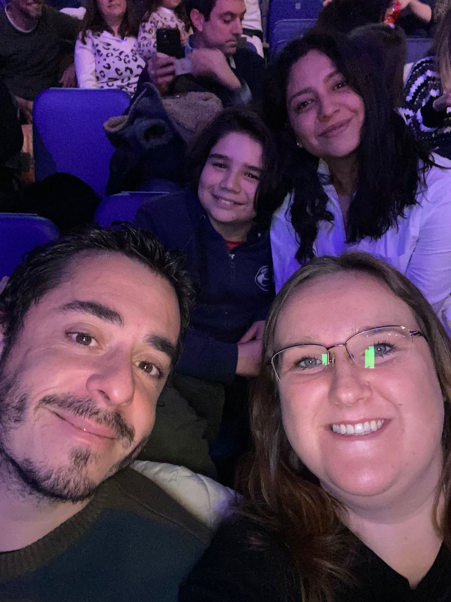 OUrrabieta's tweet photo. #disneyonice https://t.co/69AI4xL7fu