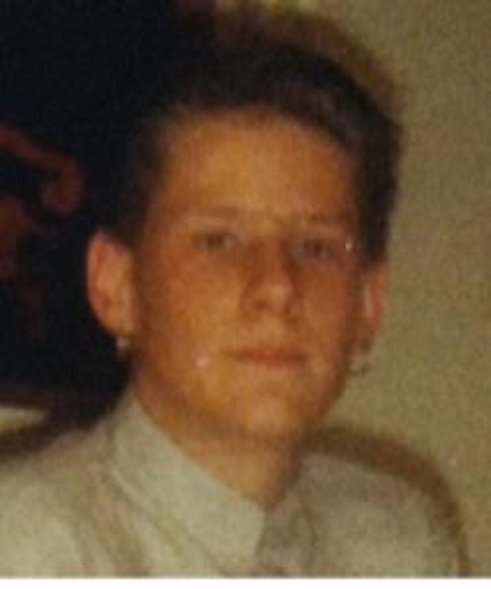 This week is Andrew Steeds's birthday. 
Andrew was 34 when he disappeared from #Bristol on 24 February 2006.

Our thoughts are with Andrew and his loved ones at this time.

To help #findAndrewSteeds, please share his appeal and report any sightings to us. 
misspl.co/Fwbq50MISIE