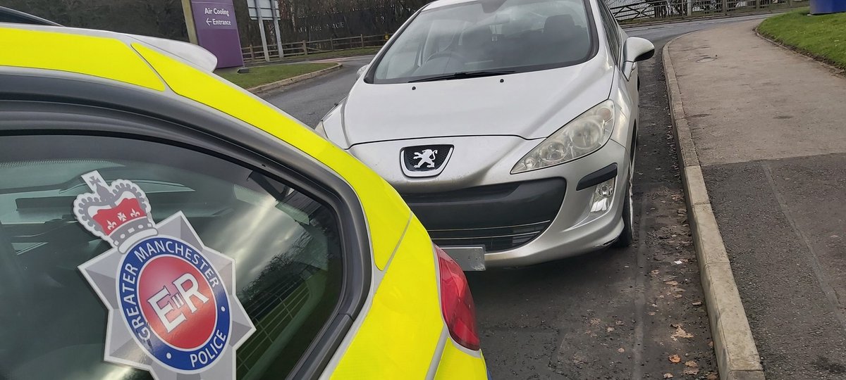 gmptraffic's tweet photo. This cloned Peugeot 308 was picked up travelling along the M6 then onto the M56. It would be boxed in by #RPTF patrols + #MO14 The driver was found to be Disqualified. #carseized #Teamwork #NoBorders @NWmwaypolice #RoadsPolicingTaskForce https://t.co/5DBlnTffJw