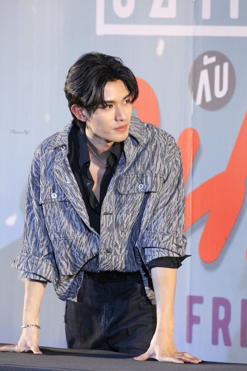 Ploisaiii_'s tweet photo. เรื่องความหล่อคุณเขายืนหนึ่ง 

#ดูอนลพร้อมคิงเอื้อ
#Netsiraphop @netsiraphop https://t.co/hMk3KGobef
