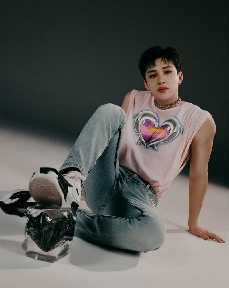 RandR_labels's tweet photo. [📢] TOP9NE

1ST ALBUM REPACKAGE
LOVE-LINE

CONCEPT PHOTOS
HYUNJAE • MARK • JUNGWON

#TOP9NE #LOVE_LINE 
#COMEBACK
#HYUNJAE #MARK #JUNGWON https://t.co/1pWIYZGig9