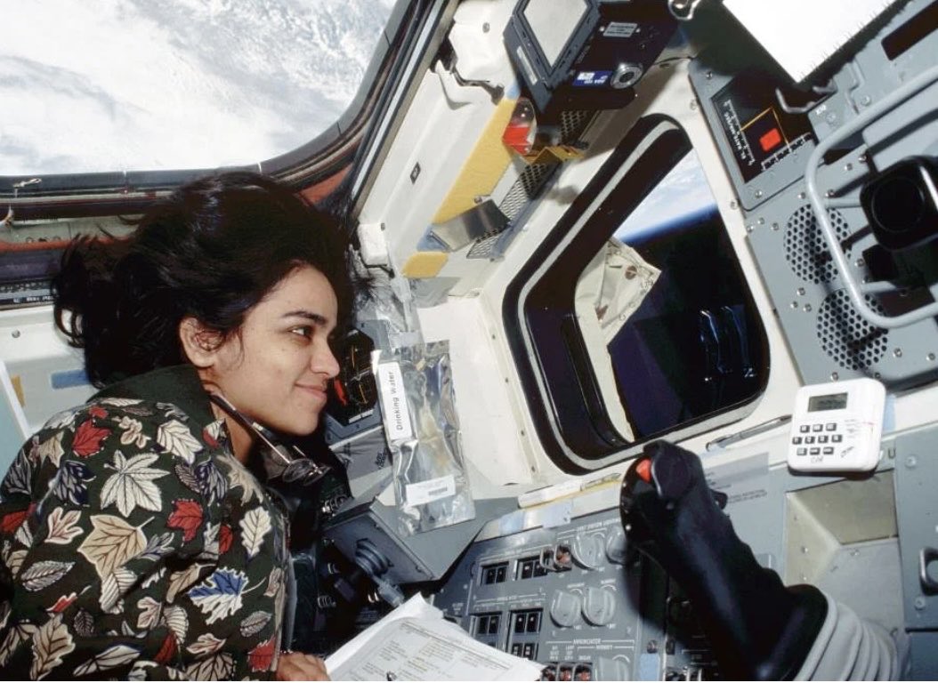 Meghla loves all things #space. We’re thinking of #GirlsInScience this morning, & talking about her #hero Kalpana Chawla, 20 yrs after her brave last flight:“She came from a village but soared through the universe!”

#internationaldayofwomeninscience #DayofWomenandGirlsinScience