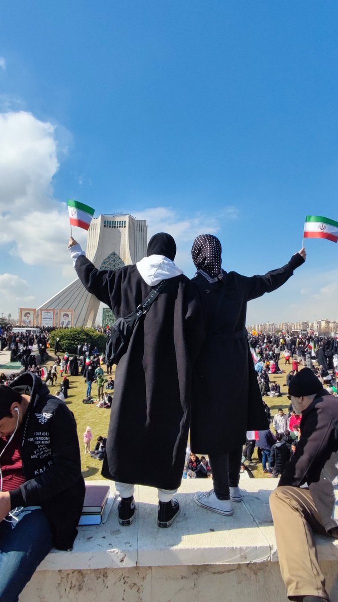 313reera's tweet photo. ما بردیم 🇮🇷✌🏻
#IRAN #IR22 https://t.co/AzrWkiarsH