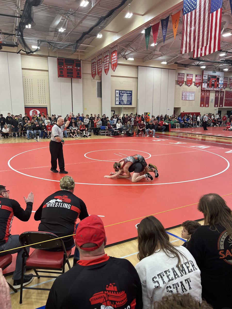 FHSJeffParsons's tweet photo. Ben Fosdick wrestled a great match at 138 at the Oregon Sectional and came up short! Lots to be proud of Ben hold your head high! Steamer Nation is proud of you! https://t.co/uryQbLdgmp