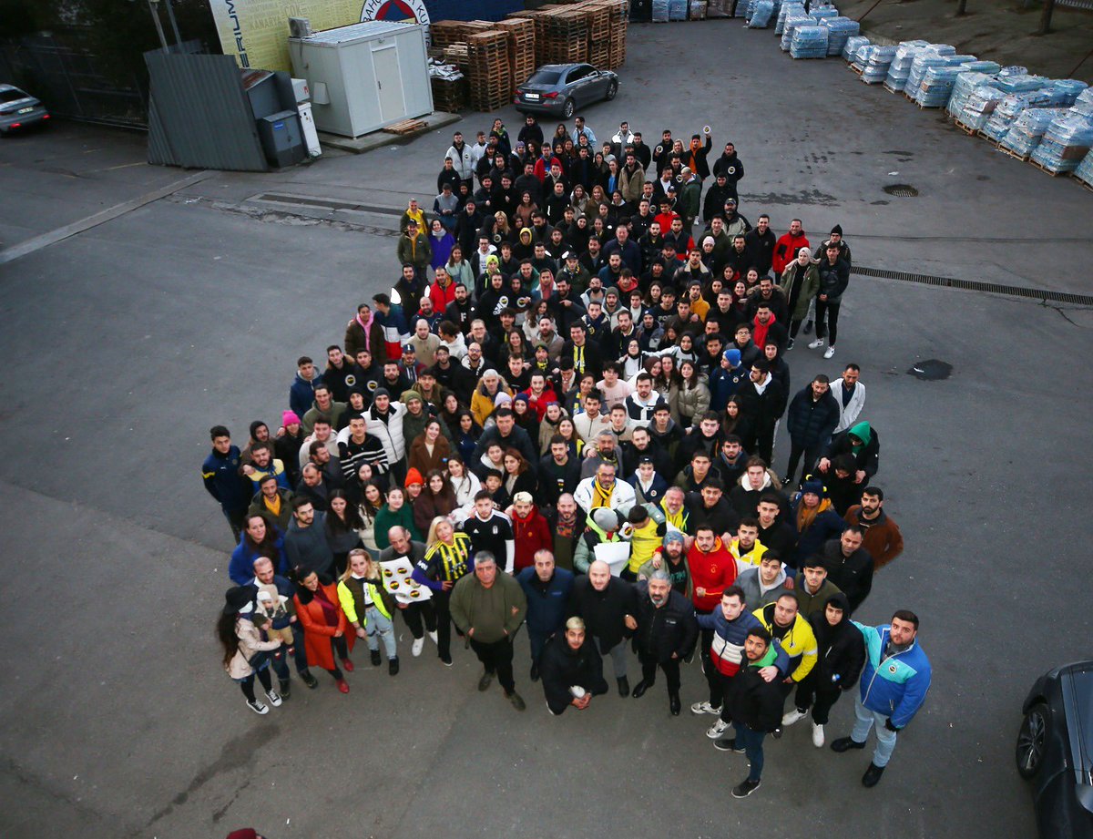 İyi ki varsınız, sonsuz teşekkürlerimizle…

Ülkemizi yasa boğan deprem felaketinin ardından Afet Bölgesi Yardım Kampanyamıza katılan, gönüllü olarak çalışan her bir vatandaşımız, iyi ki varsınız. 

Elimizden geldiğince gücümüz yettiğince çalışmaya devam.