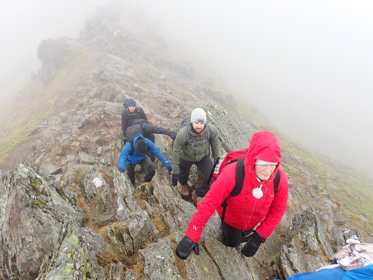 LakesWeather's tweet image. We didn’t get on the snow today as there is very little left at the moment but todays #winterskills team enjoyed a loop around the #helvellyn edges with lots of chat about all things wintery! Wes #thinkWinter
