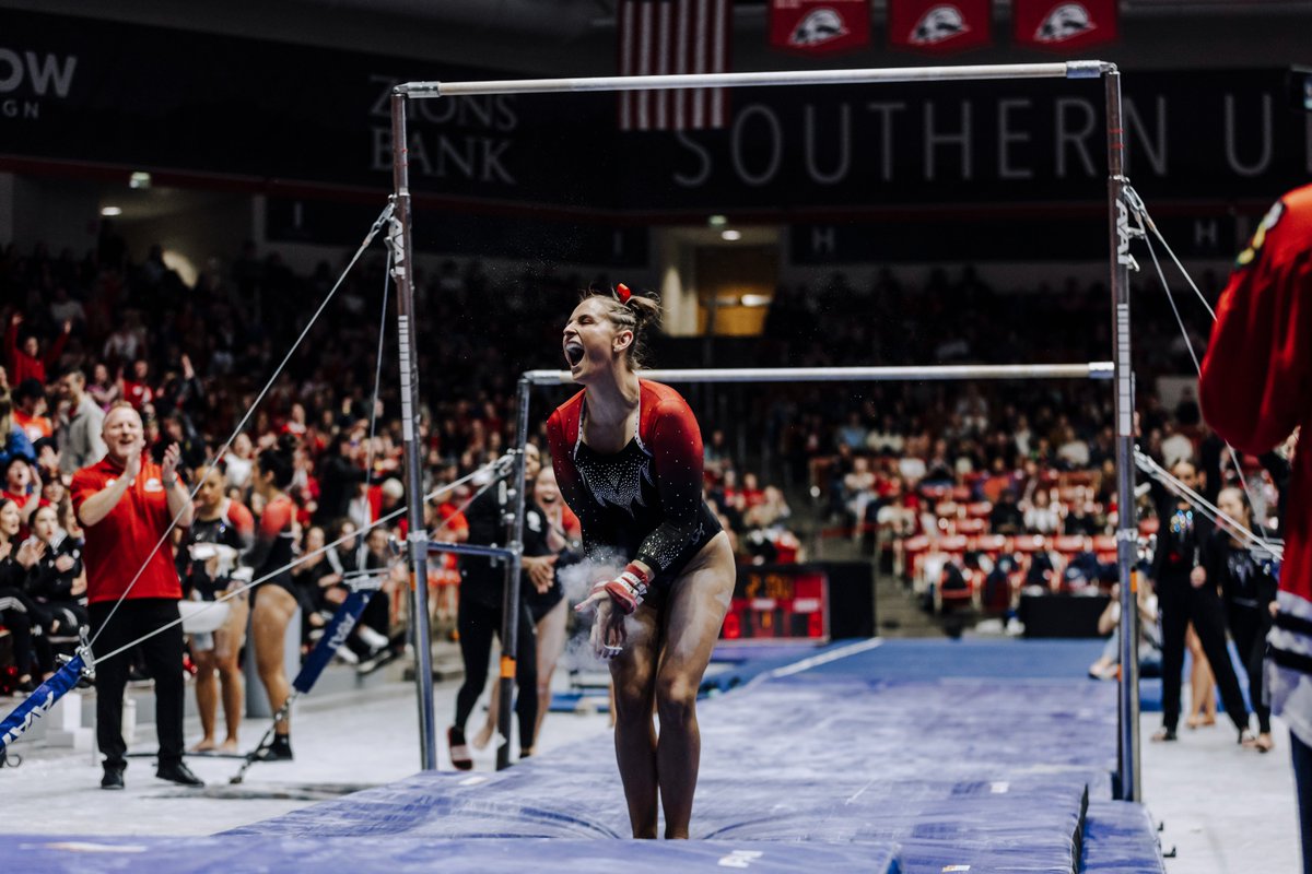 SUUGym's tweet photo. smiles all around for breaking the school record for highest road score👀🥹😏 

197.125 🤩 

#OneFamilyOneFight x #TBirdNation #RaiseTheHammer https://t.co/zAFvjwBl8F