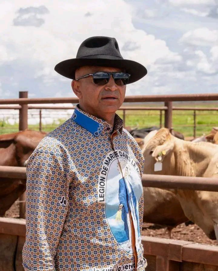 Les œuvres de nôtres cher président parle à sa place un exemple au vue et su du monde entier caf a validé le stade mazembe un leçon à retenir tout ce que Moïse katumbi créé reste tout ce qu'il touche demeure tout ce qu'il fait lui réussit voici celui qu'il faut pour ce pays