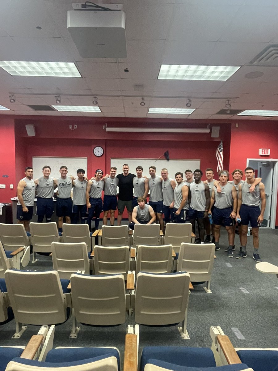 FAU Baseball Recruiting (@_owlbaseball) on Twitter photo Huge thank you to <a href="/TreyMancini/">Trey Mancini</a> for stopping by and talking some hitting with our guys! Best of luck this year in Chicago. Huge thank you to <a href="/TreyMancini/">Trey Mancini</a> for stopping by and talking some hitting with our guys! Best of luck this year in Chicago.