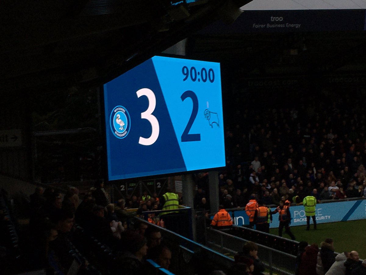 James_BFP's tweet photo. We hope you enjoyed your stay in Buckinghamshire, Derby fans.

Have a safe journey home 👋 

#Chairboys #DCFC #WYCvDER https://t.co/47wR38Frn8