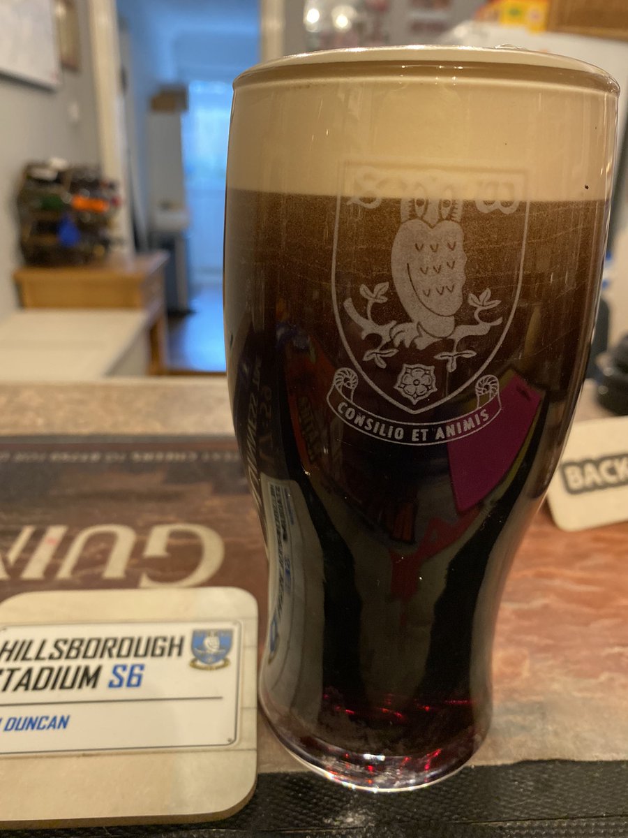 JohnDuncanJD's tweet photo. A good point for @swfc looked so good first half but undone by free kicks. Would have taken that at start of day, we remain unbeaten in 17 and 2 v winnable games this week #uto #swfc #glassfull https://t.co/gVpK7CoIR1