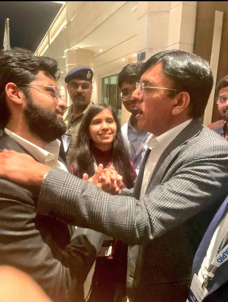 Dr_ManishJangra's tweet photo. .@DrRohanKrishna3 National Chairman @FAIMA_INDIA_ met Hon'ble Health Minister @mansukhmandviya Ji in a event in Gandhinagar!

He tried to convince him!
But we will go with legal route only till we don't get any clear response!

#PostponeNEETPG2023 https://t.co/jTJbHUMbrm